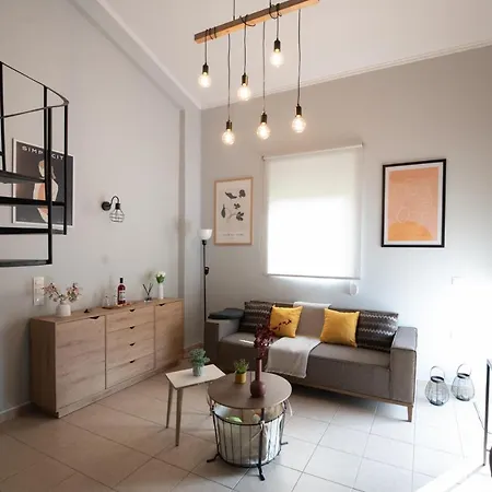Minimal Loft At Kastellokampos * Patras