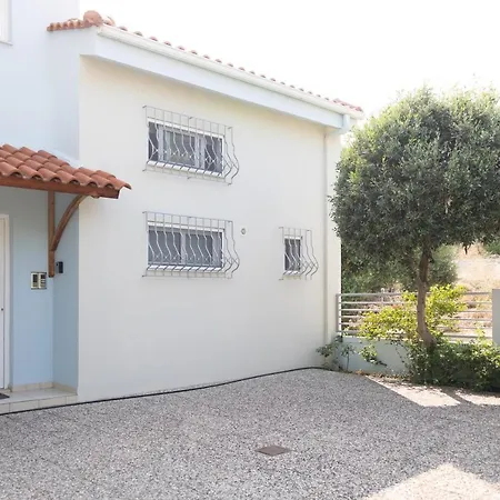 Minimal Loft At Kastellokampos * Πάτρα